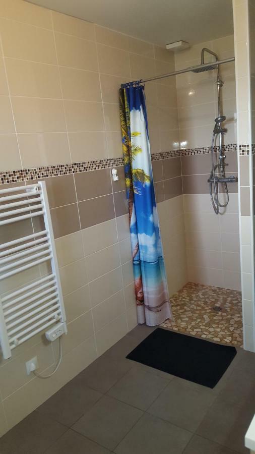 Villa Du Pic Vert 105M2 , 4 Chambres De Plain-Pied Avec Piscine A Montfaucon Montfaucon  Eksteriør billede